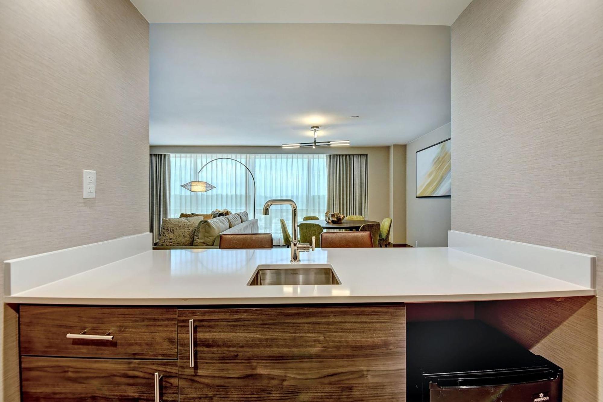 Tulsa Marriott Southern Hills Exteriör bild